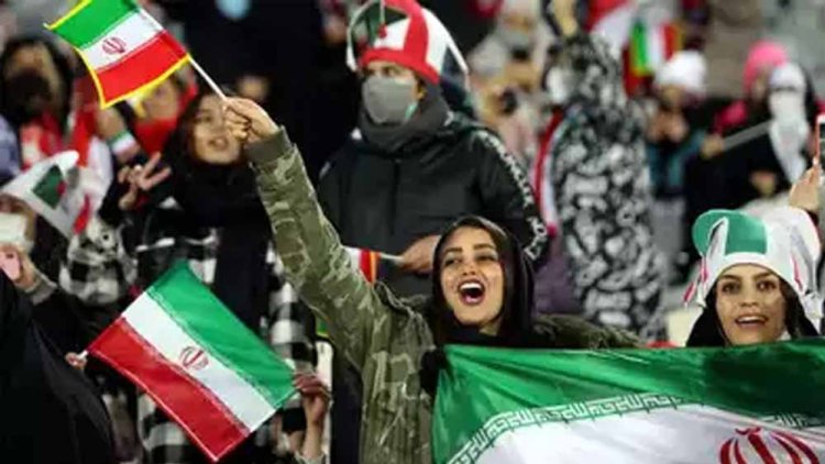 ईरान अब महिलाओं पर स्टेडियम में बैठकर मैच देखने पर प्रतिबंध लगने जा रहा