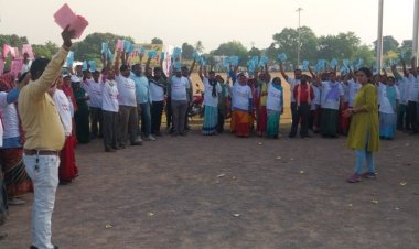 जहा मतदान प्रतिशत कम वहा जागरूक करने घर घर दस्तक