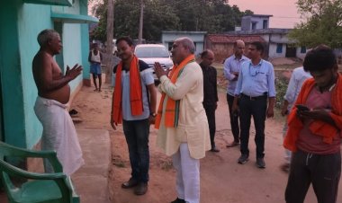 दुमका लोकसभा क्षेत्र प्रत्याशी सीता सोरेन के पक्ष में विधायक ललित चंद्राकर ने मांगा जन आशीर्वाद.. 