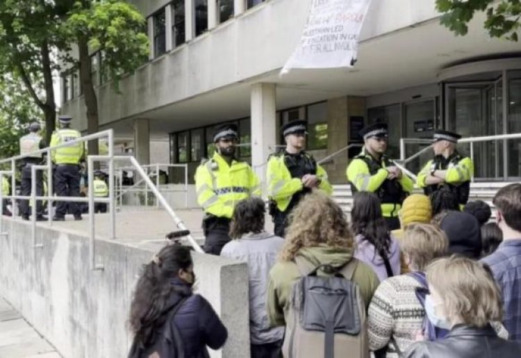 फ़लस्तीन समर्थकों के विरोध-प्रदर्शन के चलते ऑक्सफोर्ड यूनिवर्सिटी की एक इमारत को बंद किया गया