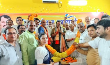 दोगुने उत्साह के साथ प्रधानमंत्री नरेंद्र मोदी के नेतृत्व में भारत के विकास की गाथा लिखने में अपना योगदान दूंगा & विजय बघेल