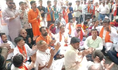 लंगूरवीर मंदिर को कब्जा मुक्त करवाने राष्ट्रीय बजरंग दल ने खोला मोर्चा 