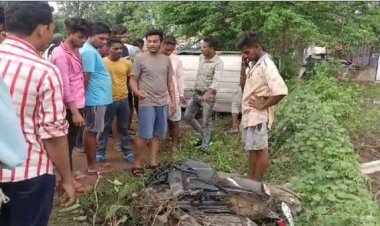 CG Accident : तेज रफ्तार कार ने बाइक को मारी टक्कर, एक की मौत