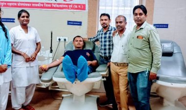 डा.अग्रवाल के कॉल पर रक्तवीरों ने बारिश पानी की परवाह किए बिना मरीजों की बचाई जान...