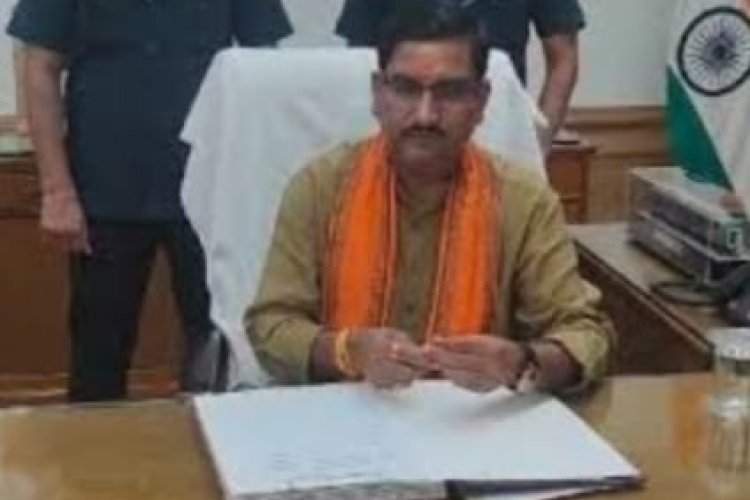 केंद्रीय राज्य मंत्री तोखन साहू केंद्रीय बजट पर करेंगे बुद्धिजीवियों से संवाद