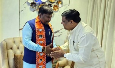 मंत्री केदार कश्यप से शहर विधायक गजेंद्र यादव ने सर्किट हाउस भेंट कर स्वागत किया..