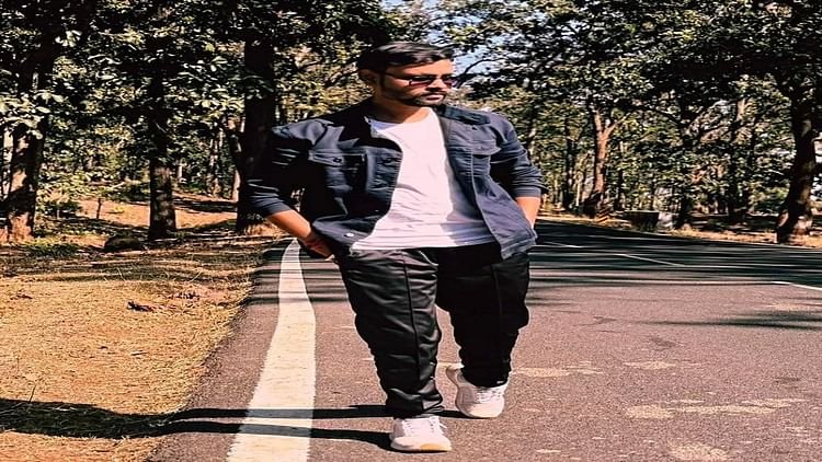 Mahadev Satta App: एसीबी और EOW ने की छापेमारी, ऑनलाइन महादेव सट्टा एप का पैनल चलाने वाले दो आरोपी गिरफ्तार