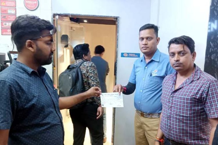 डाॅमिनोज फेक रहा था सड़क पर कचरा, 20 हजार जुर्माना