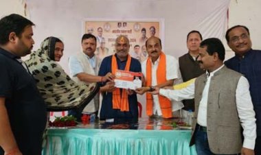 अहिवारा मंडल सदस्यताअभियान के शुभारंभ पर सम्मिलित हुए विधायक ललित चंद्राकर