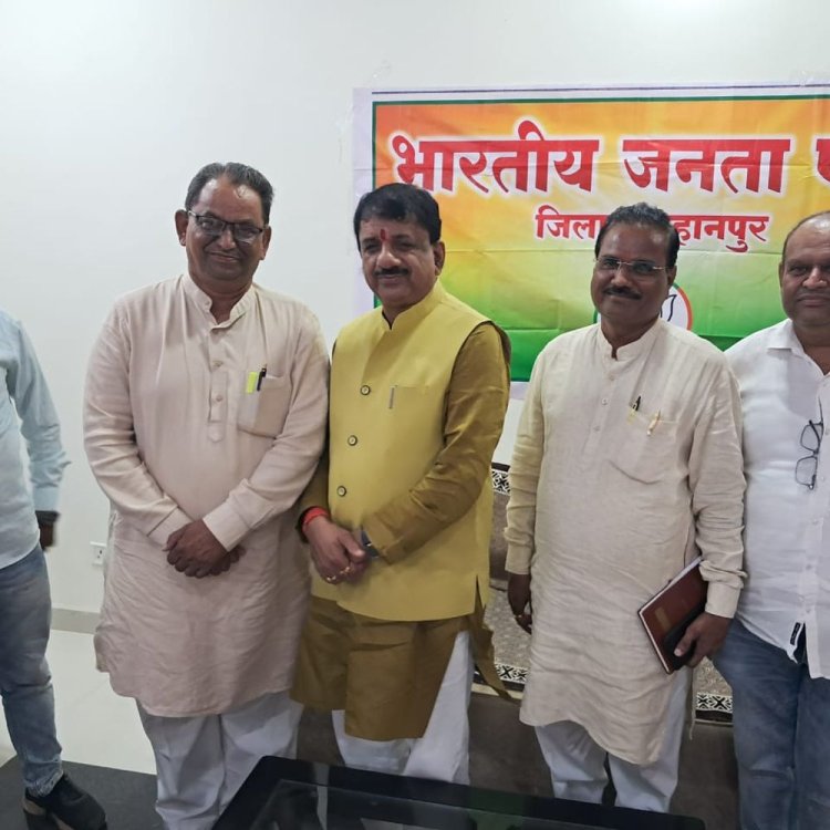 भोपाल सांसद आलोक शर्मा ने सदस्यता अभियान पर की चर्चा:बोले- पूरी निष्ठा व लगन से पूरा करें लक्ष्य
