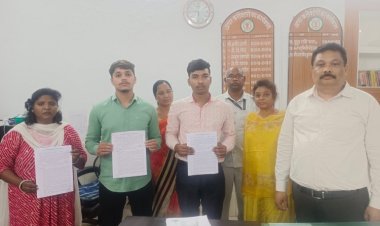 श्रीमती मधुबाला यादव, हिमांशु यादव और अभय राज भगत को भृत्य के पद पर मिली अनुकम्पा नियुक्ति 