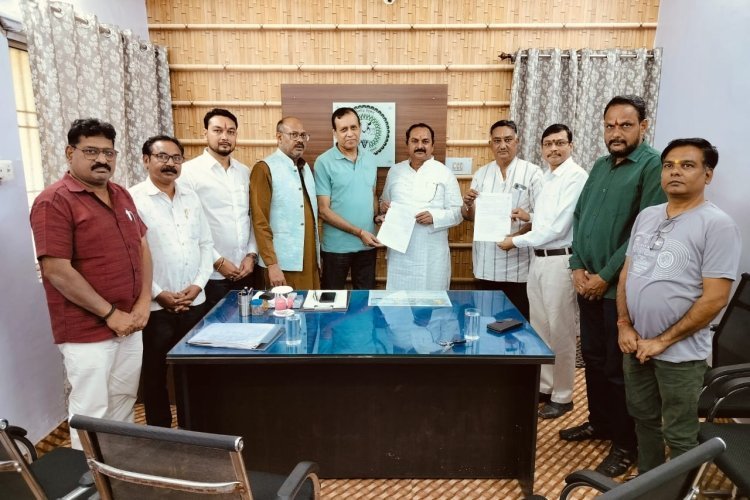 जिला स्तरीय पशु क्रूरता निवारण समिति में मनोज मिश्रा एवं संजय बोहरा नियुक्त हुए सदस्य