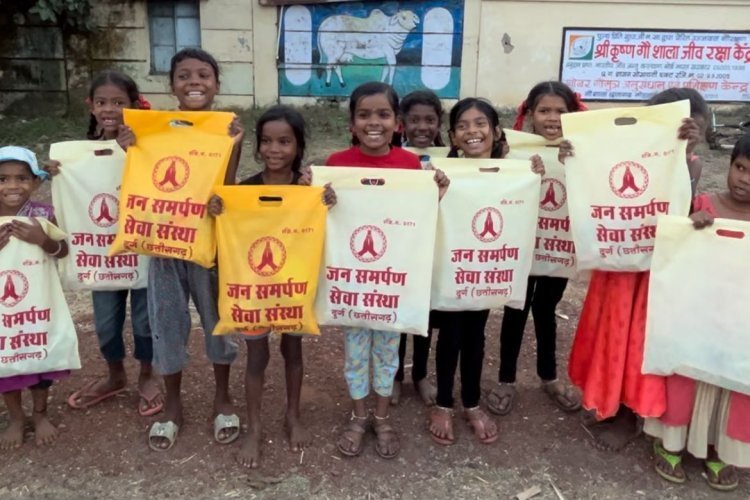 जन समर्पण सेवा संस्था दुर्ग की नेक पहल: जरूरतमंद बच्चों, बुजुर्गों एवं महिलाओं के साथ  मनाएगी खुशियों की दिवाली सप्ताह…कपडे, मिठाई एवं अन्य जरूरत की सामग्री का किया जाएगा वितरण