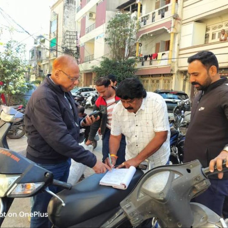 इंदौर में बिना प्राइमरी ट्रीटमेंट किए छोड़ा वेस्ट वॉटर:निगम ने बनाया 25 हजार का चालान; गोदाम में बैन पॉलीथिन मिलने पर 5 हजार फाइन