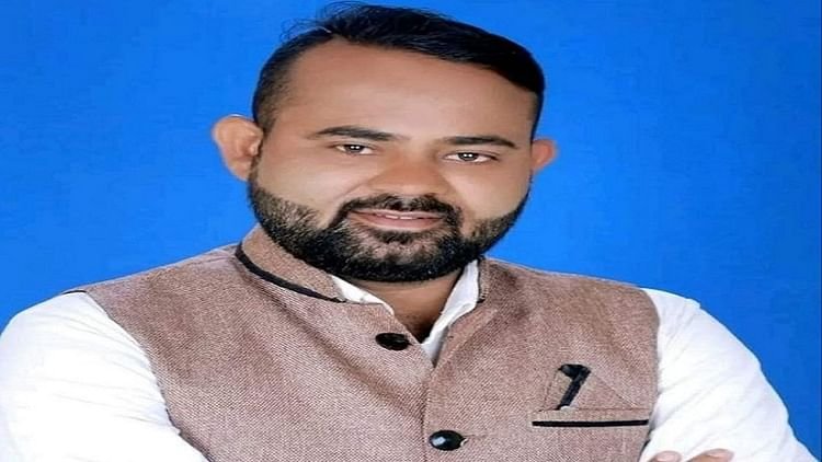 Durg: महादेव ऑनलाइन सट्टा मामले में फरार आरोपी रविकांत मिश्रा गिरफ्तार, फरार गोविंदा चौहान की तलाश में पुलिस