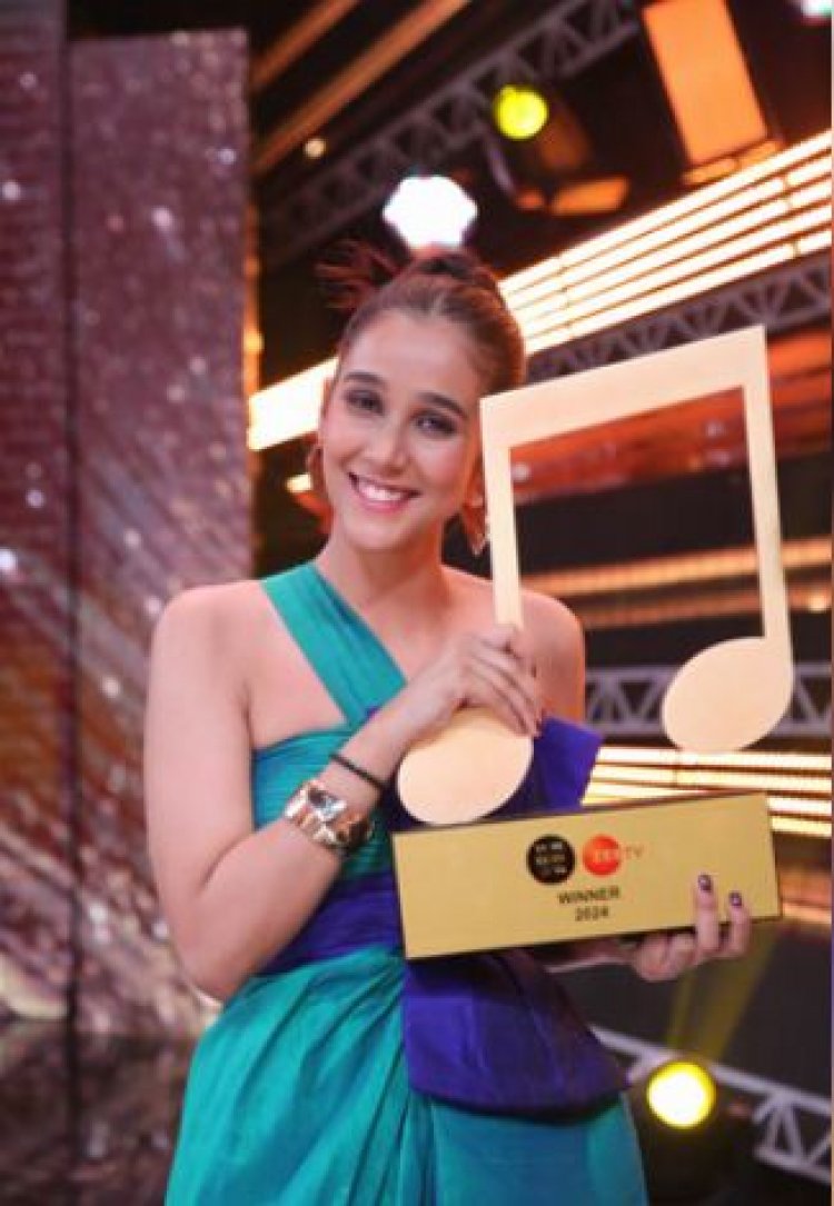 'सारेगामापा' की विजेता बनीं श्रद्धा मिश्रा, बोलीं ये सपने के सच होने जैसा