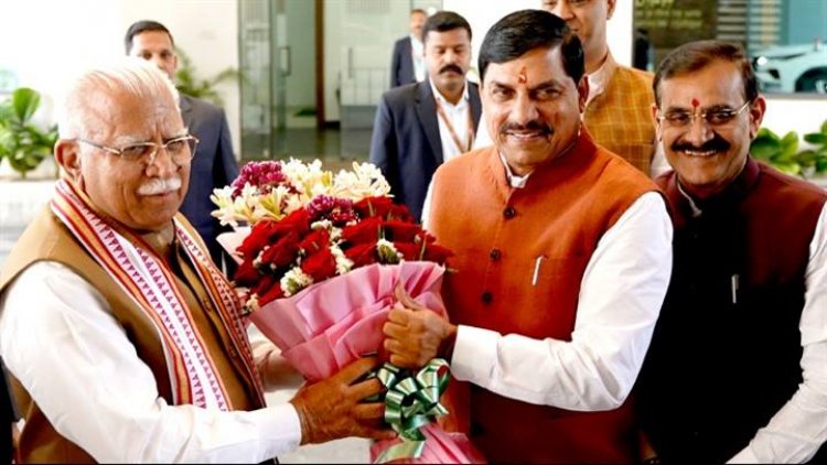 मुख्यमंत्री डॉ. मोहन यादव ने केंद्रीय मंत्री श्री मनोहर लाल खट्टर का समत्व भवन  में पुष्प-गुच्छ भेंटकर स्वागत किया।