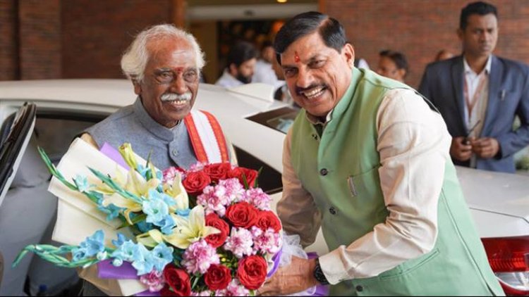 मुख्यमंत्री डॉ.मोहन यादव ने हरियाणा के राज्यपाल श्री बंडारू दत्तात्रेय का मुख्यमंत्री निवास में पुष्प-गुच्छ भेंट कर स्वागत किया।