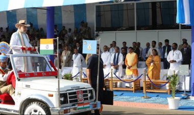 केंद्रीय गृहमंत्री श्री अमित शाह ने सीआरपीएफ के 86 वें स्थापना दिवस पर सीआरपीएफ ग्रुप सेंटर परेड ग्राउंड नीमच में परेड का निरीक्षण किया।