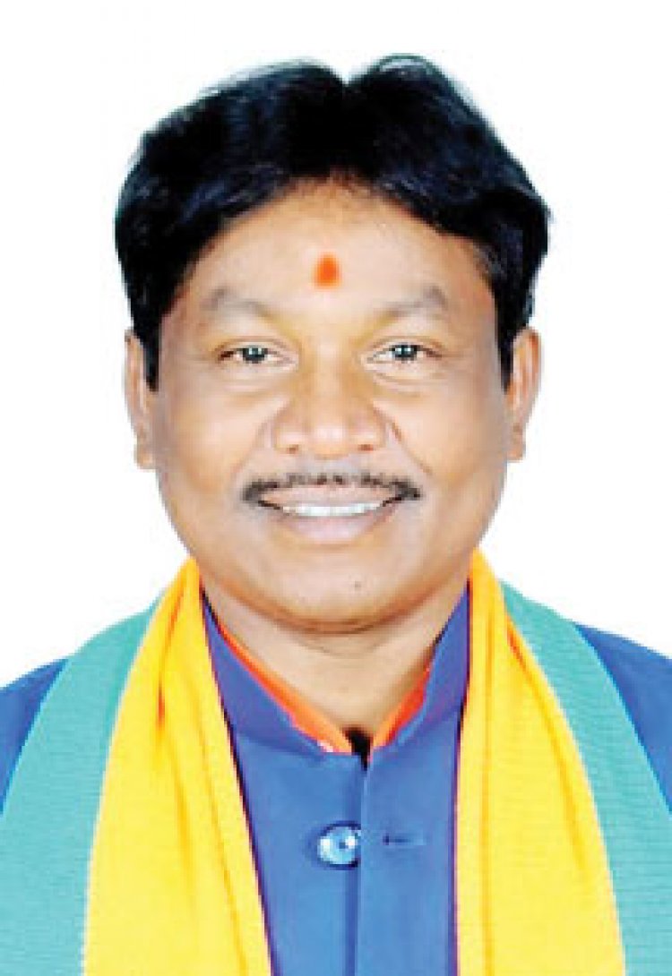 पदयात्रा के नाम पर कांग्रेस ढोंग कर रही है-महेश कश्यप