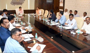 मुख्यमंत्री डॉ. मोहन यादव ने शुक्रवार को मंत्रालय में किसान कल्याण एवं कृषि विकास विभाग की गतिविधियों की समीक्षा की।