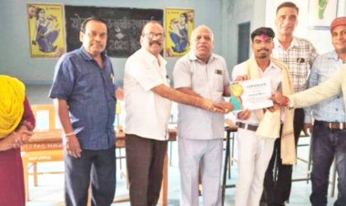 प्रश्न बनाओ स्पर्धा में डाइट बेमेतरा ने परचम लहराया