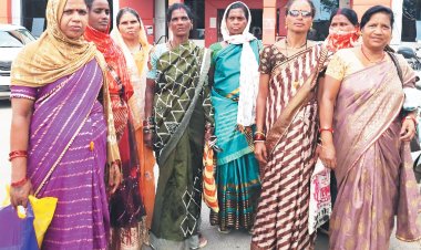 गौठान योजना में कथित घोटाले का शिकार हुईं महिलाएं