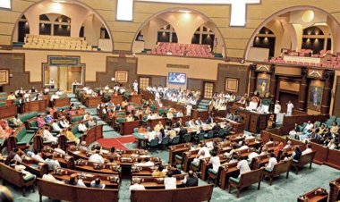 मध्य प्रदेश विधानसभा अध्यक्ष ने मानसून सत्र से पहले आदेश जारी करते हुए परिसर में नारेबाजी और प्रदर्शन पर रोक लगा दी