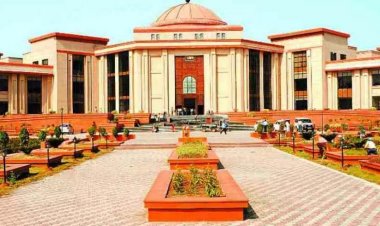 हाईकोर्ट का बड़ा फैसला: बीईओ को कलेक्टर नहीं कर सकते सस्पेंड, आदेश निरस्त