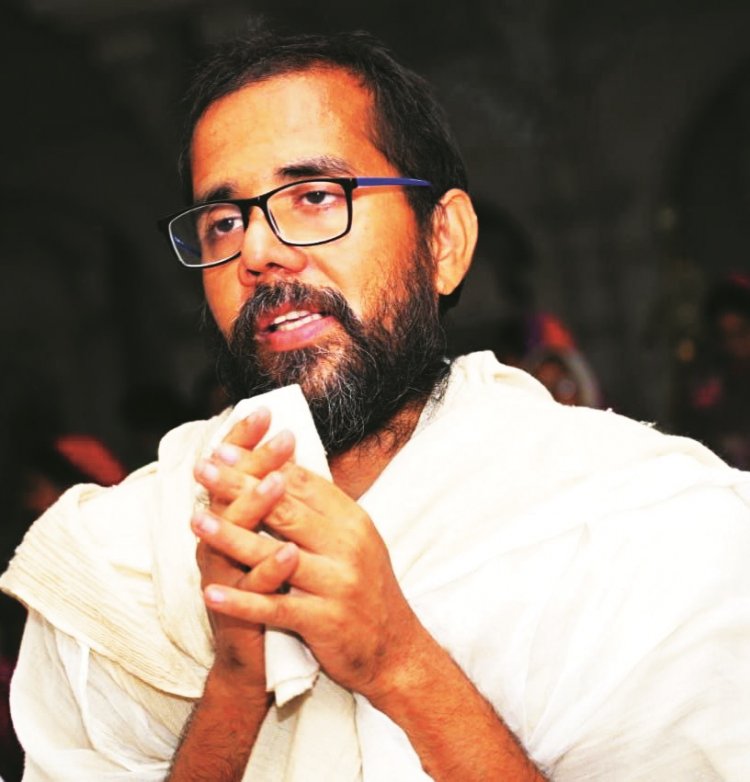 साधु के दर्शन मात्र से जीवन सफल हो जाता है - वीरभद्र मुनि