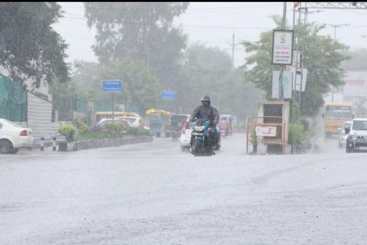 MP में बारिश का स्ट्रॉन्ग सिस्टम एक्टिव, सुबह से भोपाल में बारिश जारी, ग्वालियर में स्कूलों में अवकाश घोषित