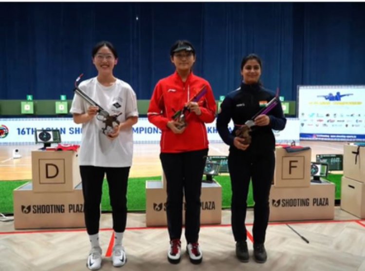 एशियाई निशानेबाजी चैंपियनशिप : मनु भाकर ने 10 मीटर एयर पिस्टल में जीता कांस्य पदक