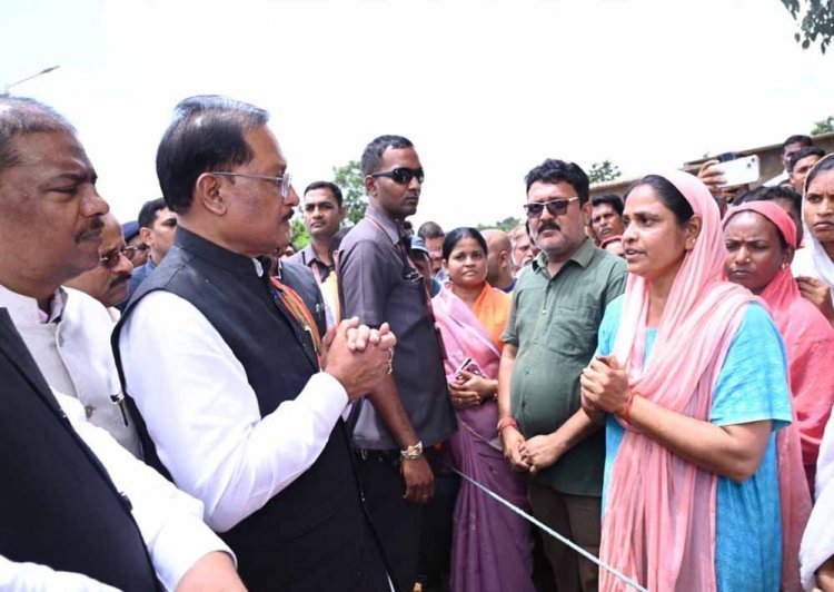 रायपुर : प्रशासन की तत्परता: बाढ़ प्रभावितों को मिला राशन