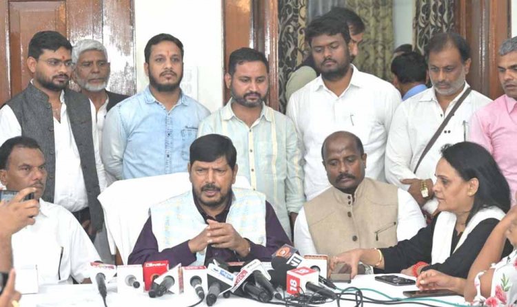 सामाजिक न्याय एवं अधिकारिता राज्य मंत्री रामदास अठावले का छत्तीसगढ़ प्रवास