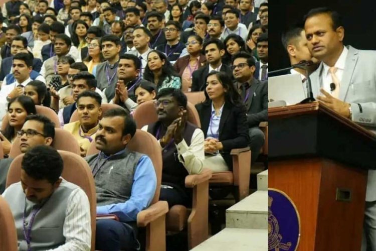 जिलाधिकारी आज़मगढ़ की साहसिक यात्रा