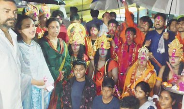 रावण दहन, बारिश के बीच भी नहीं टूटा उत्साह