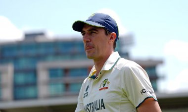 एशेज सीरीज से पहले ऑस्ट्रेलिया को बड़ा झटका — पैट कमिंस बाहर, नए कप्तान का ऐलान जल्द