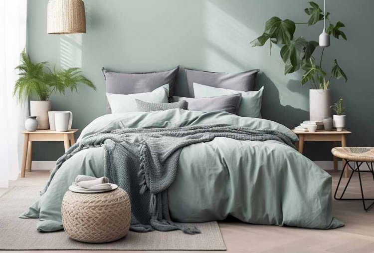 वास्तु टिप्स: बेडरूम में इस रंग की चादर बिछाने से बढ़ेगा प्यार और आपसी तालमेल