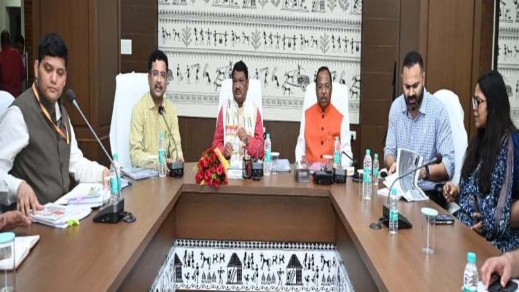 रायपुर : केन्द्रीय मंत्री  ओराम ने जनजातीय संग्रहालय के लोकार्पण की तैयारियों का लिया जायजा