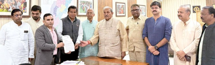 कांग्रेस ने एसआईआर की तिथि बढ़ाने के लिए बनाया दबाव