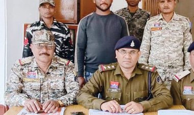 केशकाल घाट में जाम, ओवरटेक करते हुए पुलिस पर बस चढ़ाने की कोशिश