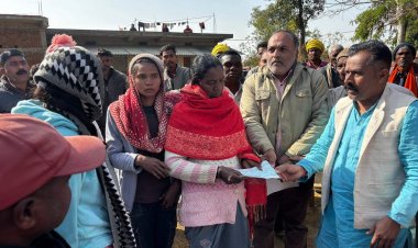 रेल लाइन दोहरीकरण हादसे में मृत कामगार के परिजनों को मिली सहायता राशि