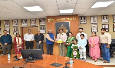 पुलिस मुख्यालय परिवार द्वारा चार सेवानिवृत्‍त कर्मचारियों को भावभीनी विदाई